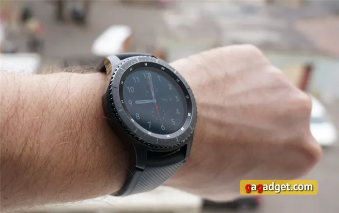 Обзор «умных» часов Samsung Gear S3 Frontier-12