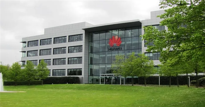 Завод Huawei