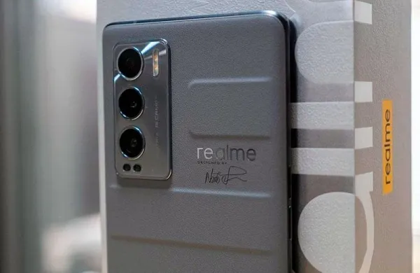 Обзор смартфона Realme GT Master Explorer Edition: красивый и мощный