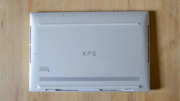 Ультрабук Dell XPS 13 (конец 2020 года)