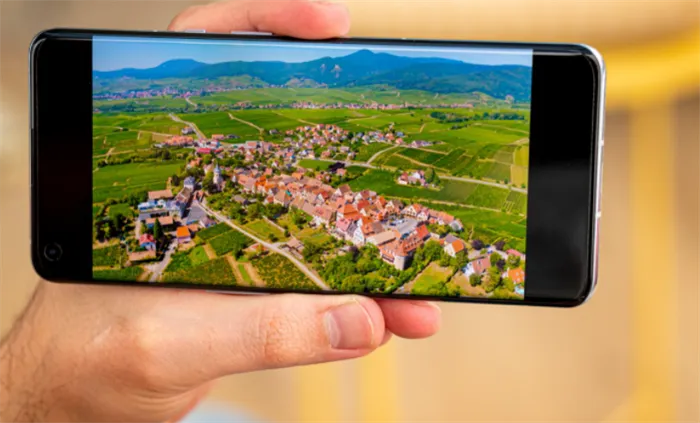 Обзор OnePlus 9 Pro - самый мощный флагман, но не без недостатков