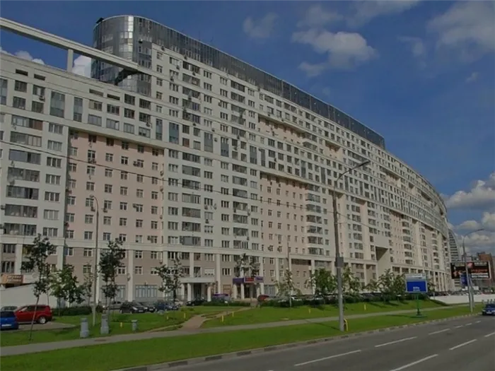 Самые длинные дома в России: рекордсмены Москвы, Волгограда, Мурманска и других городов